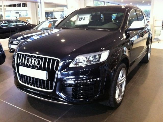 Q7 V12 2008-2012